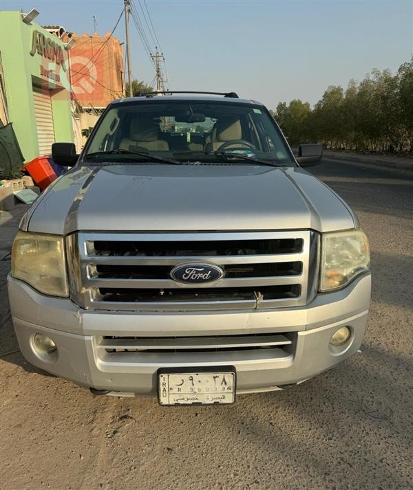 Ford Expedition 2012 for sale in Iraq - Basra